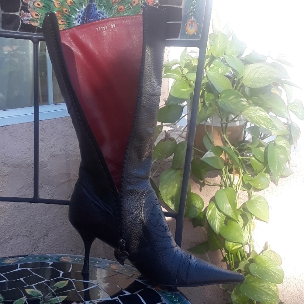 Escada Boots - Picture 3 of 3